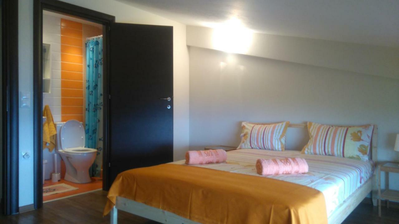 Maisonette Close To The Beach Nikiti  Exterior foto